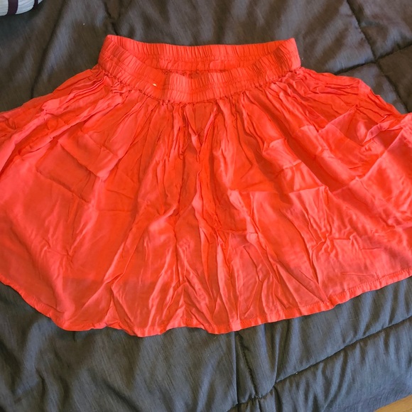 Aeropostale salmon pink flowy skirt - Picture 4 of 4